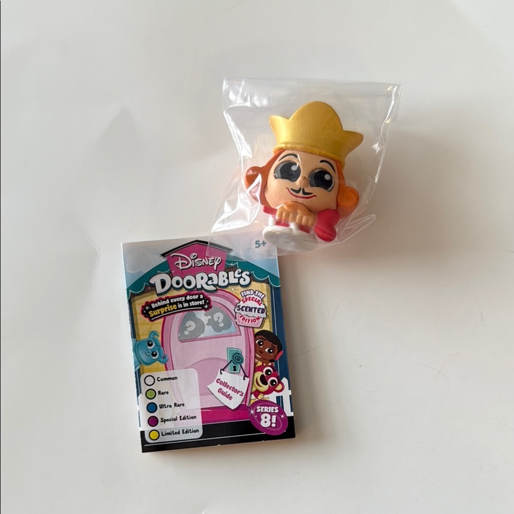 Disney Doorables Series 8 - King of Hearts